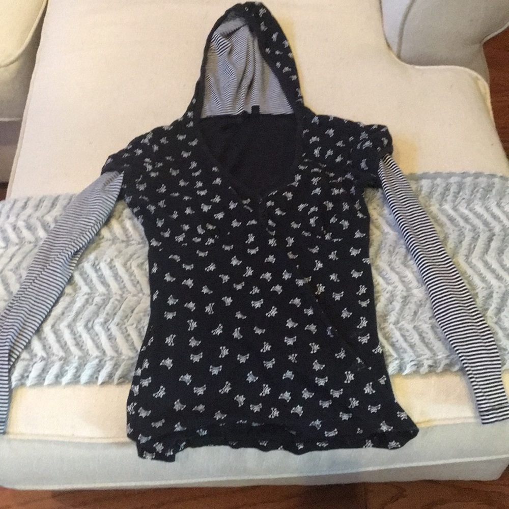 Cat skull long sleeve shirt with hood